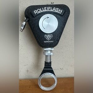 Vintage Rollei F&M ROLLEIFLASH Photography Camera Flash Bulb Unit Germany